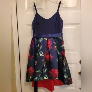 Stunning floral formal,pockets! high low, underskirt for poofing, sz 9 excellent
